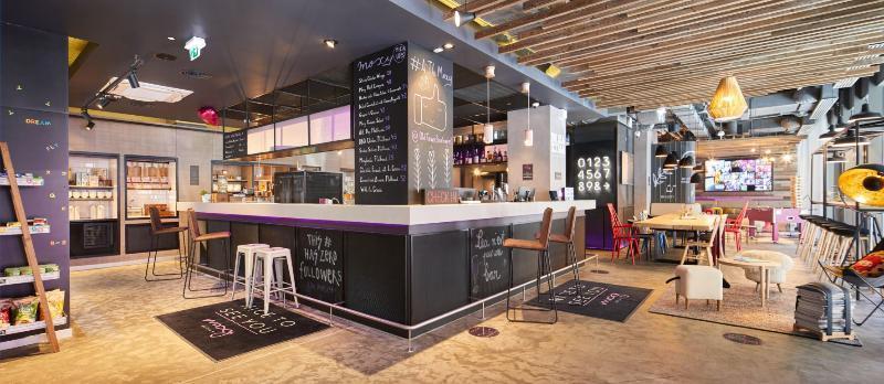 Moxy Bucharest Old Town Hotel Екстериор снимка