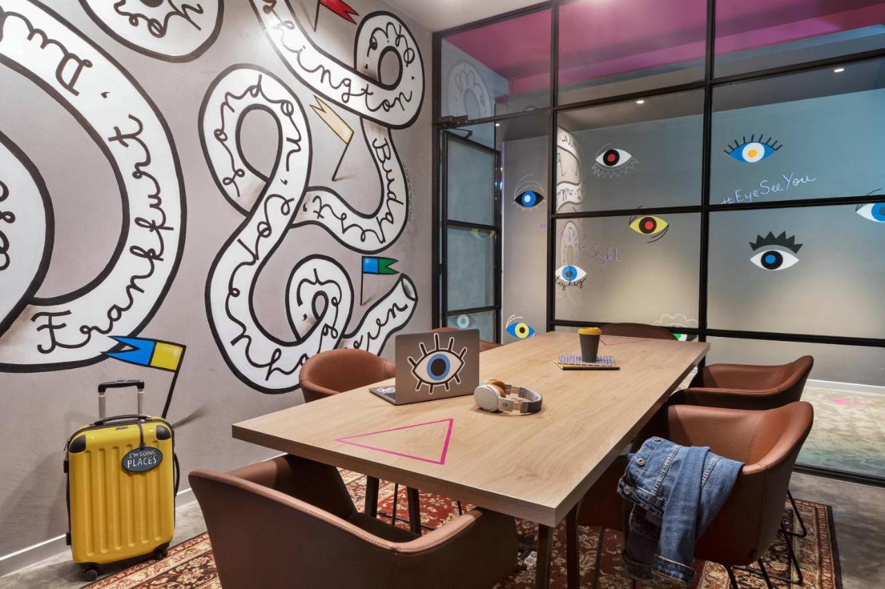 Moxy Bucharest Old Town Hotel Екстериор снимка